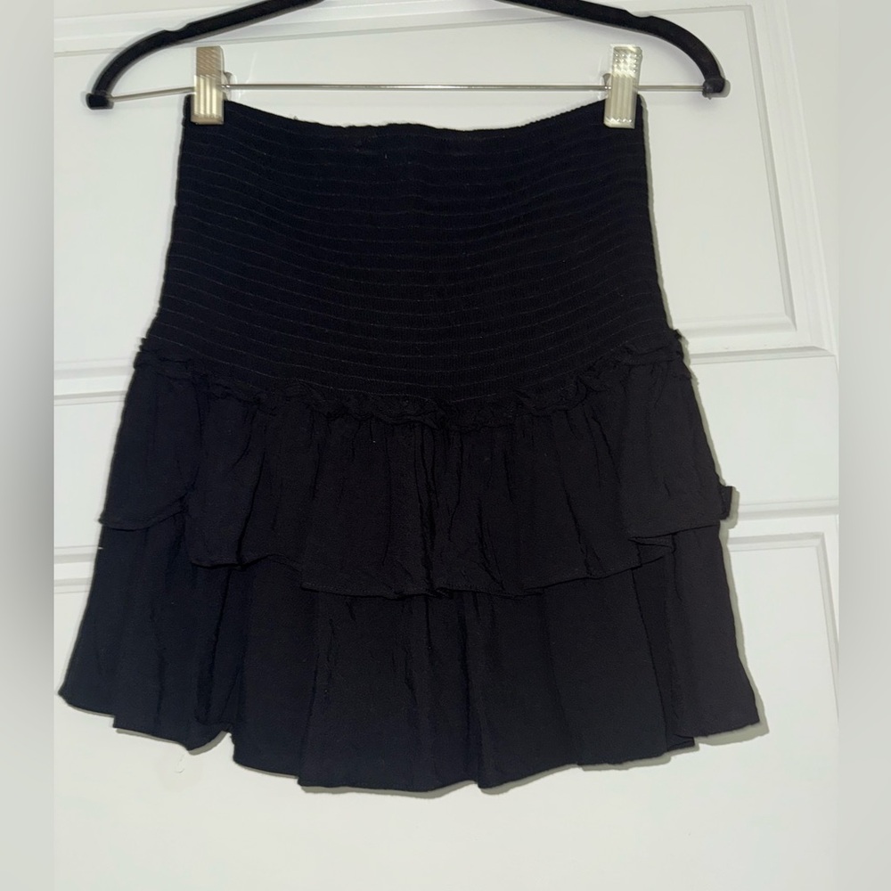 Forever 21 black skirt